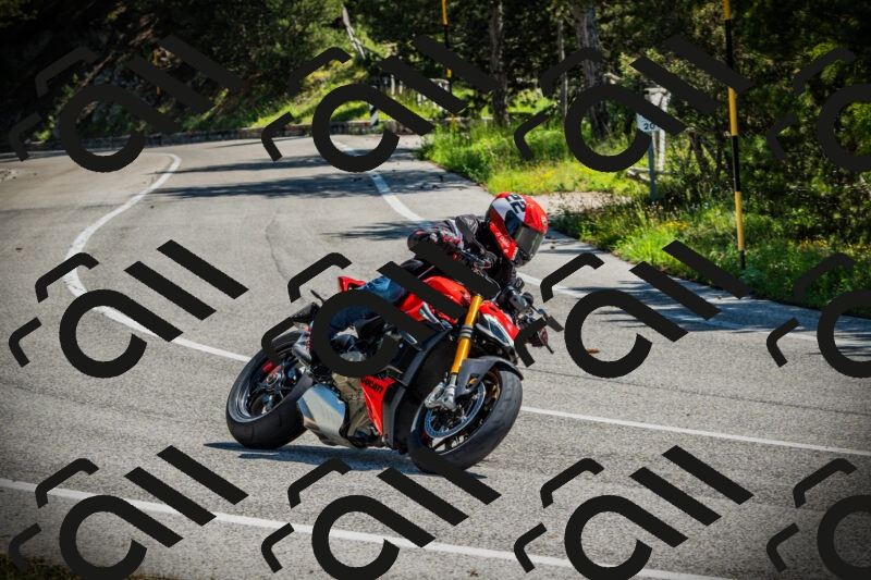 202506021100-DSC03203_c1_