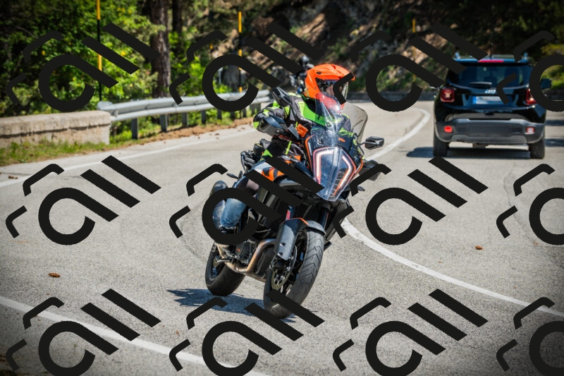 202506021149-DSC04009_c1_