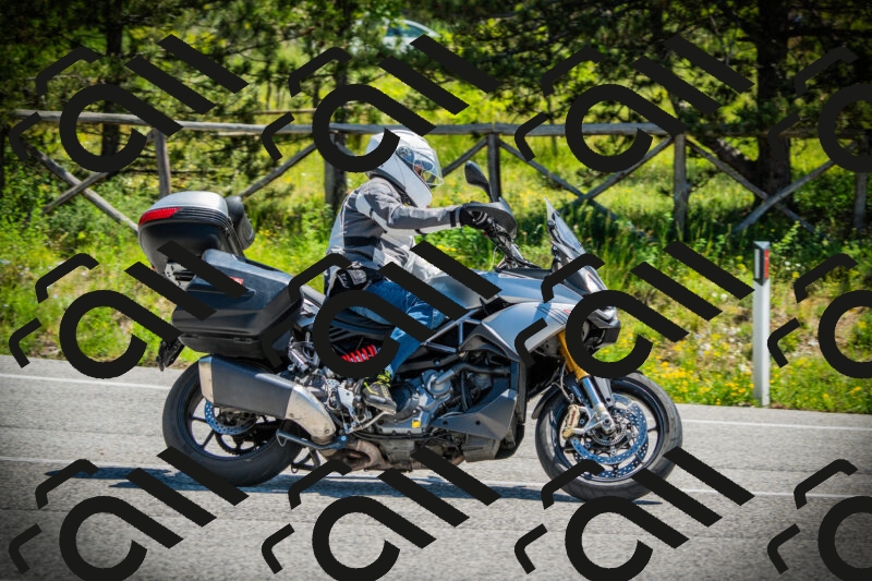 202506021157-DSC04117_c1_