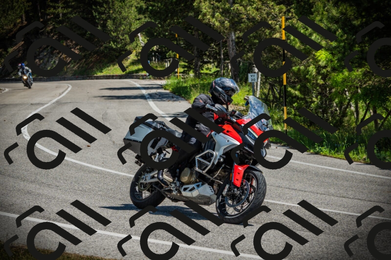 202506021202-DSC04223_c1_