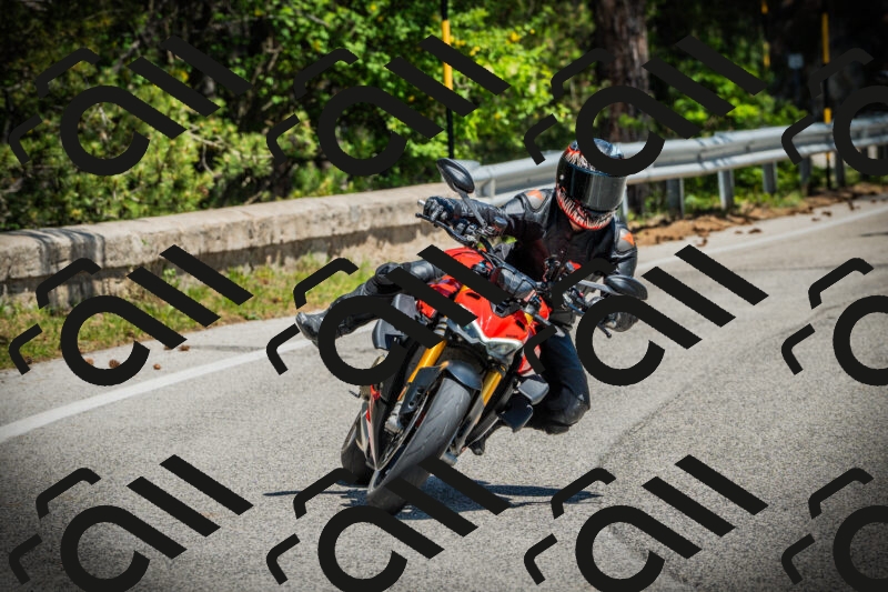 202506021250-DSC04907_c1_