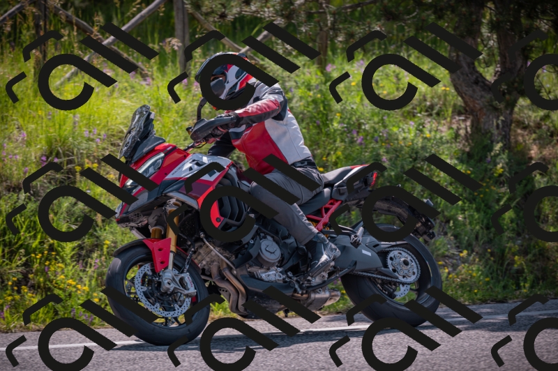 20250607100440-_Z626847_am_