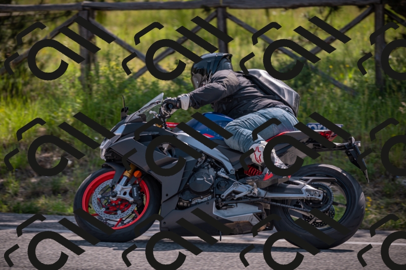 20250607101102-_Z626867_am_