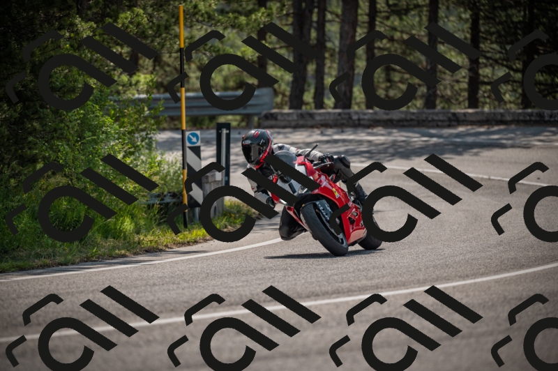 20250607101828-_Z626886_am_