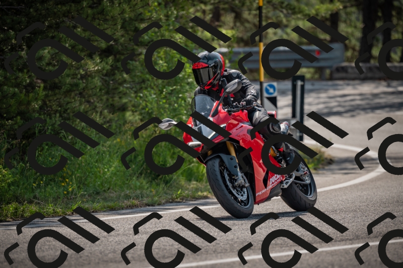 20250607101916-_Z626892_am_