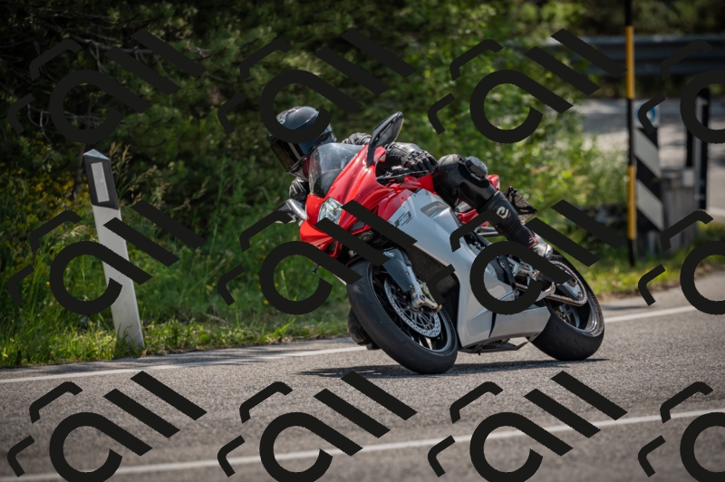 20250607102221-_Z626903_am_