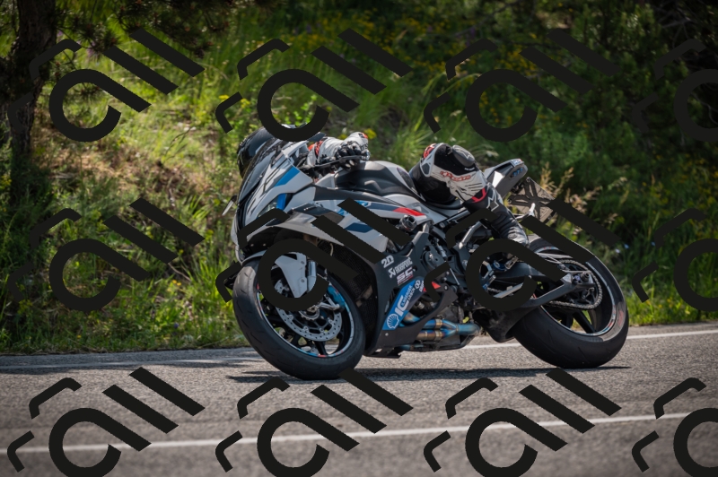 20250607102223-_Z626906_am_