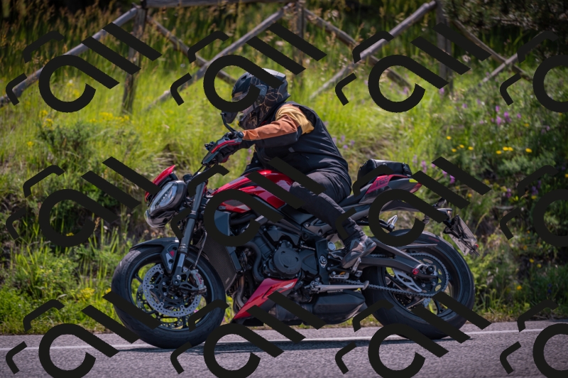 20250607102401-_Z626912_am_