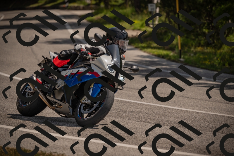 20250607103857-_Z626932_am_