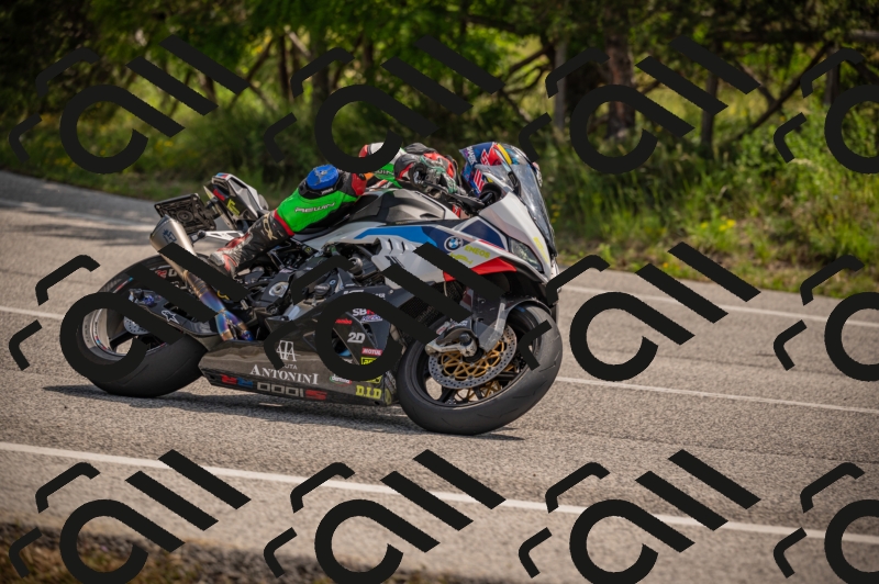 20250607104206-_Z626945_am_