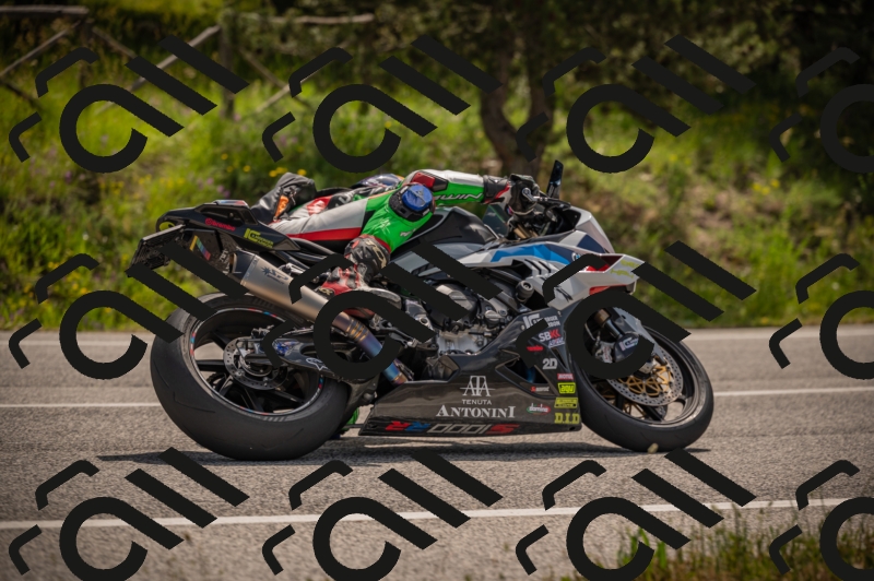 20250607104206-_Z626947_am_