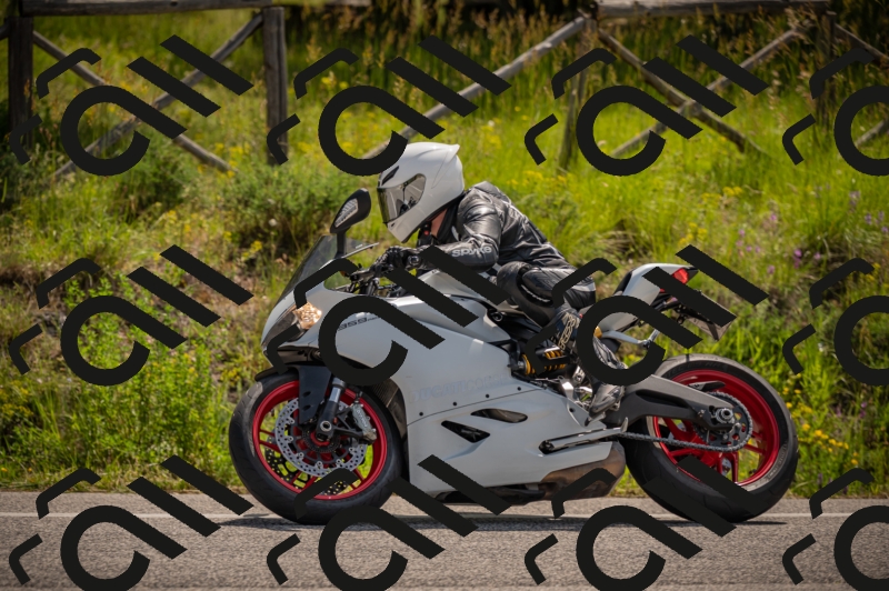 20250607104729-_Z627020_am_