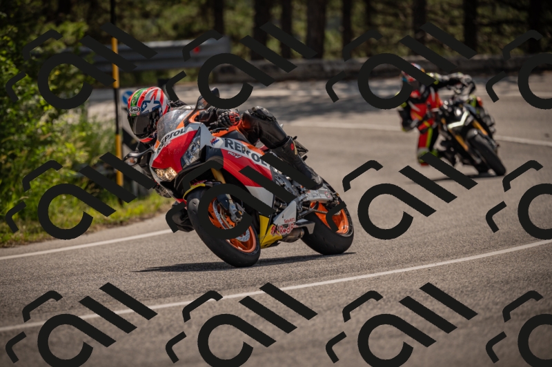 20250607105250-_Z627052_am_