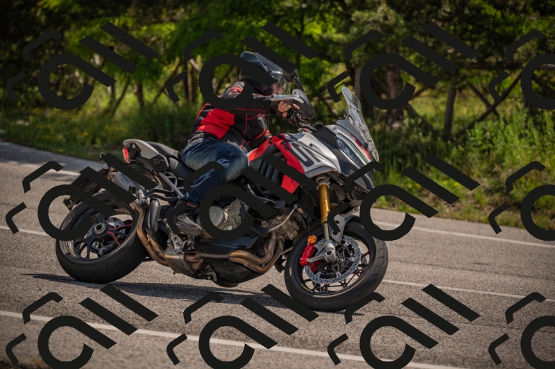 20250607105600-_Z627073_am_