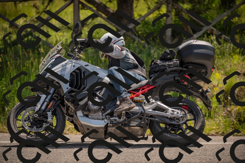 20250607105821-_Z627087_am_