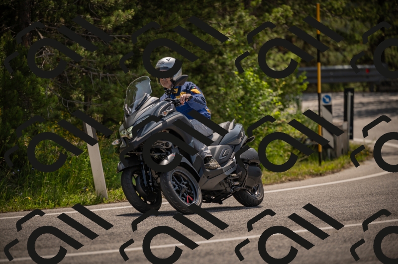 20250607110344-_Z627124_am_