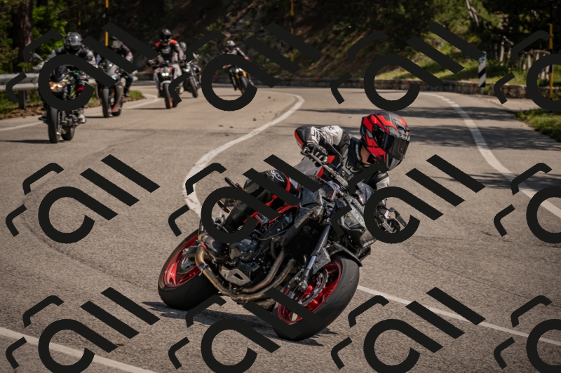 20250607111444-_Z627198_am_