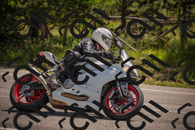 20250607111510-_Z627227_am_