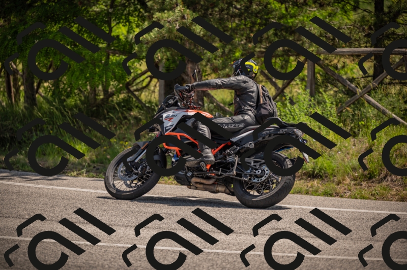 20250607112250-_Z627301_am_