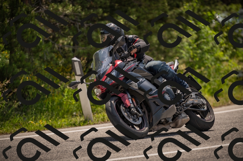 20250607112510-_Z627308_am_