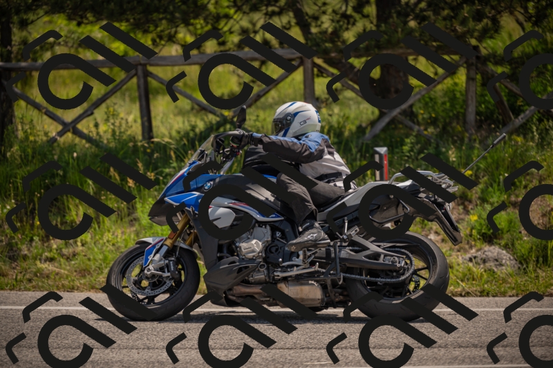 20250607112512-_Z627310_am_