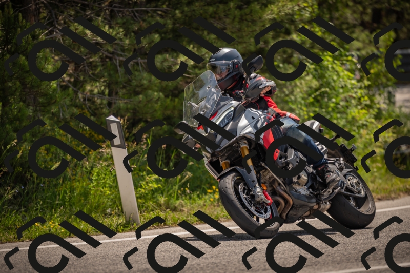 20250607112546-_Z627333_am_