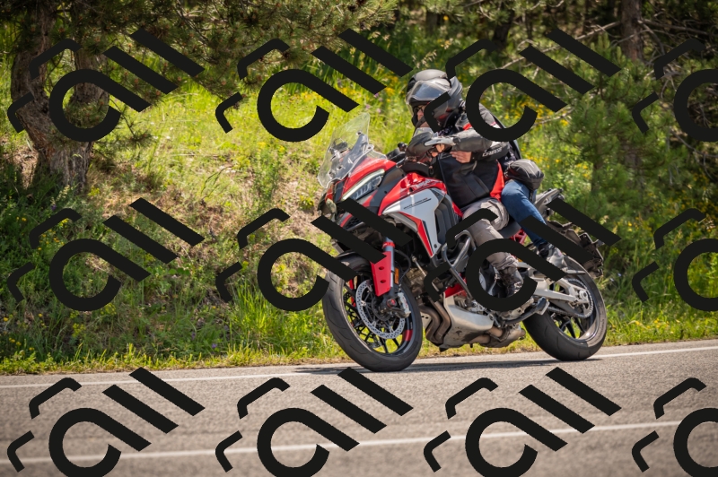 20250607112549-_Z627339_am_