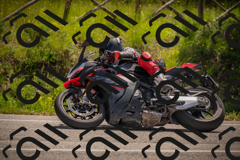 20250607112736-_Z627367_am_