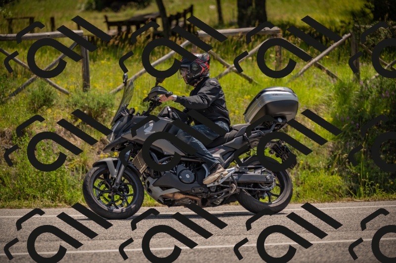 20250607113211-_Z627422_am_