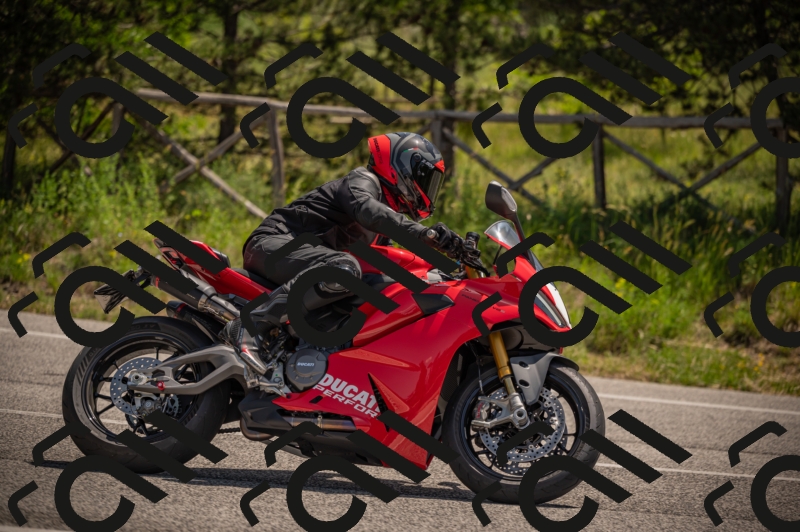 20250607113936-_Z627491_am_