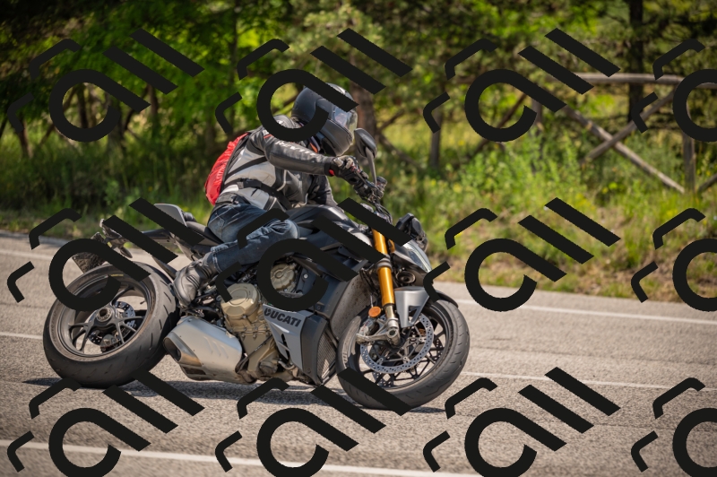 20250607114654-_Z627528_am_