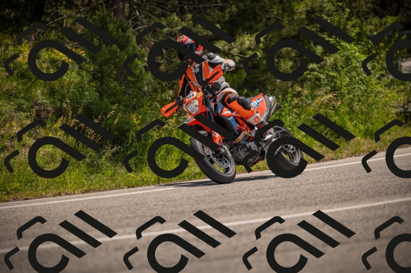 20250607115545-_Z627562_am_