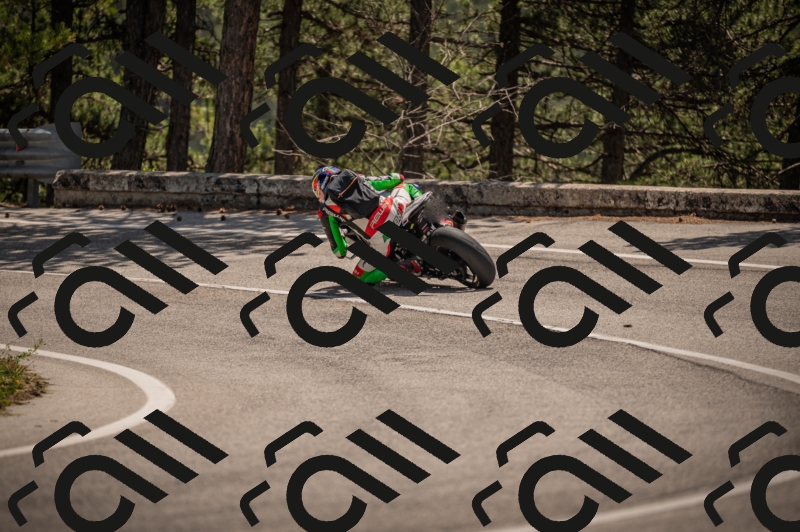 20250607115731-_Z627593_am_