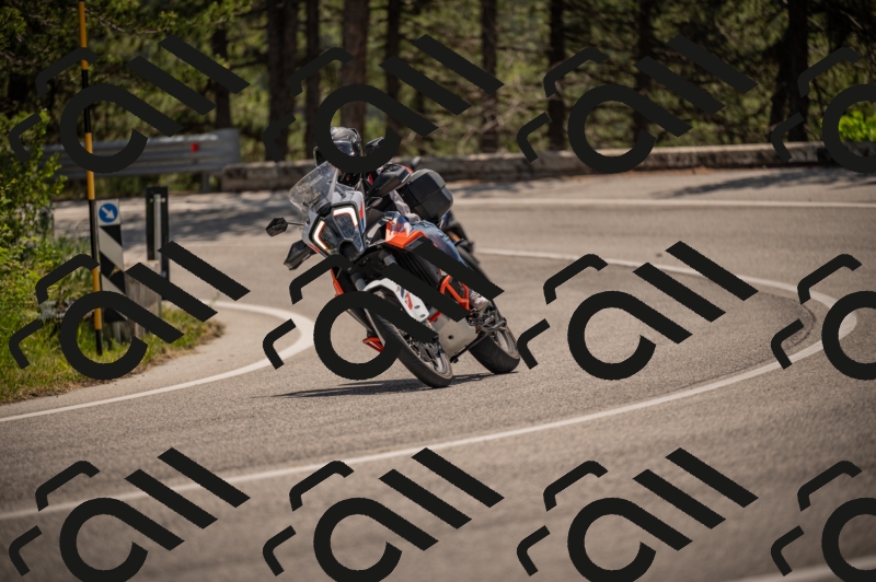 20250607120220-_Z627661_am_