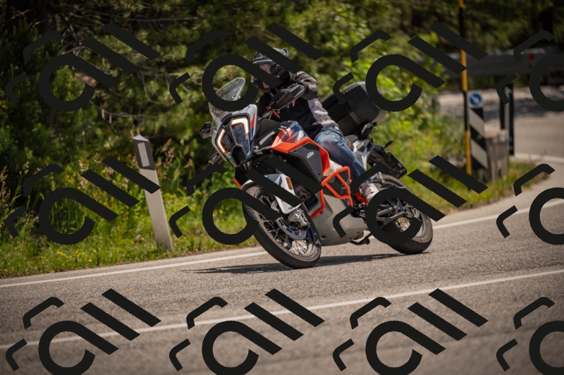 20250607120220-_Z627662_am_