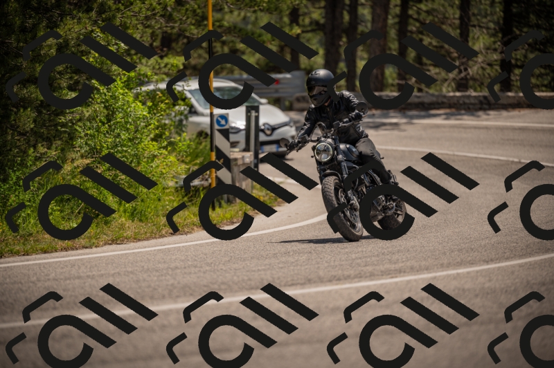 20250607120305-_Z627693_am_