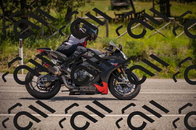 20250607120335-_Z627710_am_