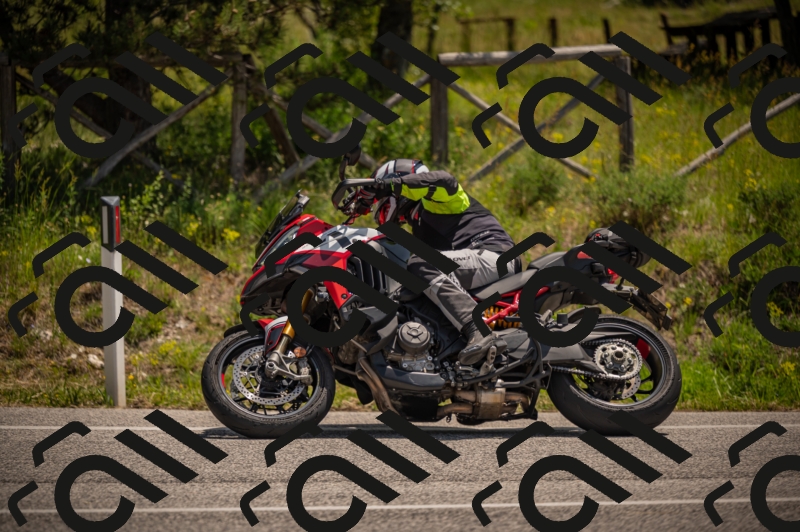 20250607121034-_Z627759_am_