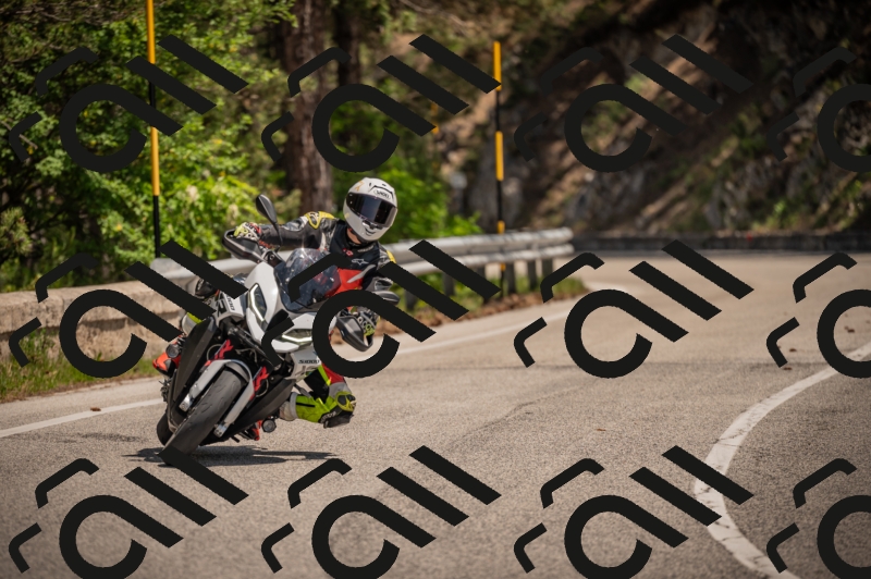 20250607121209-_Z627791_am_