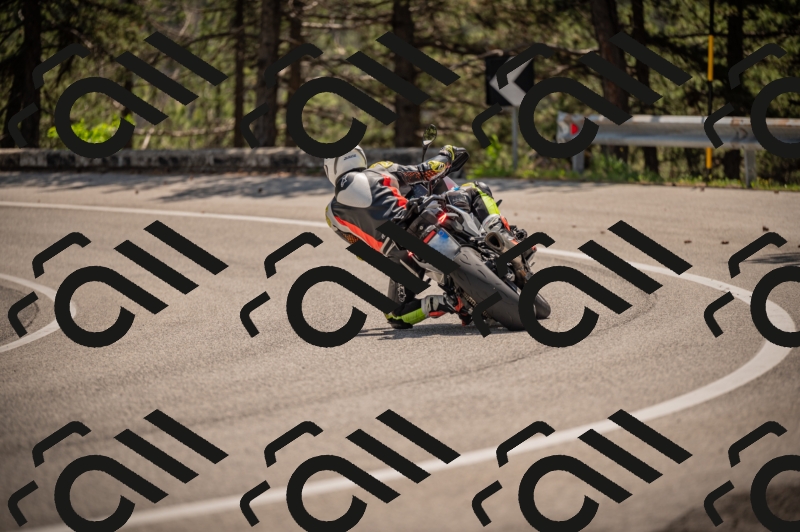 20250607121211-_Z627796_am_