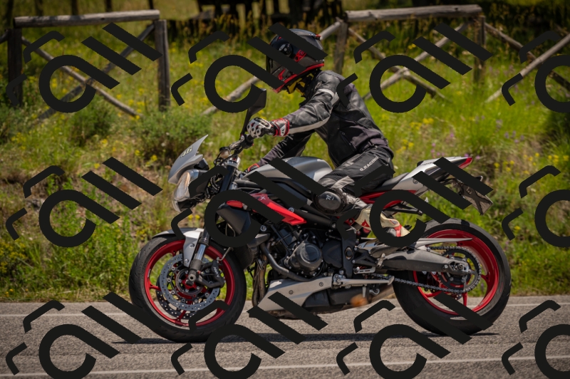 20250607121535-_Z627838_am_