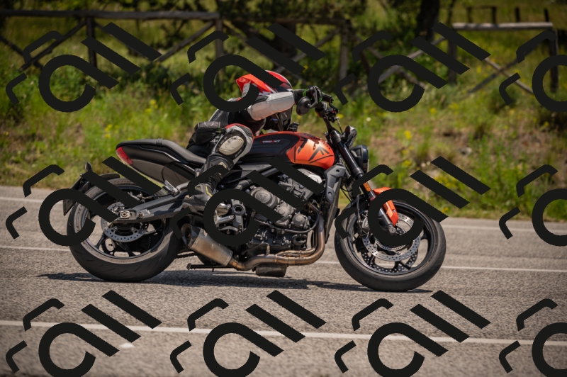 20250607122046-_Z627854_am_