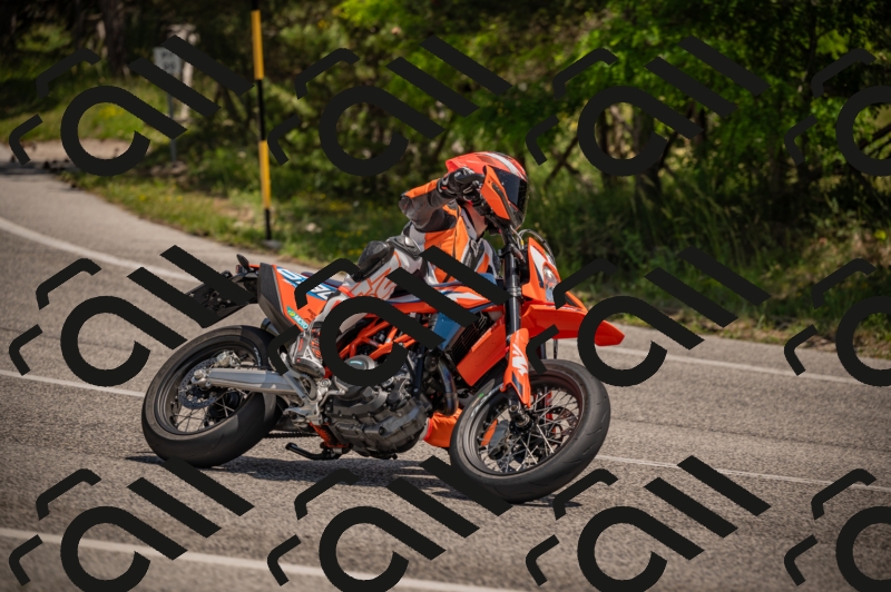 20250607122051-_Z627858_am_