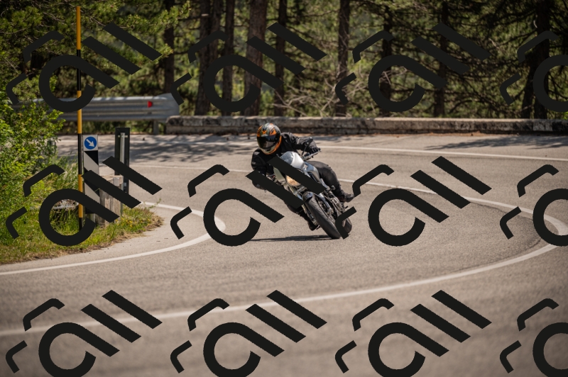 20250607122357-_Z627869_am_