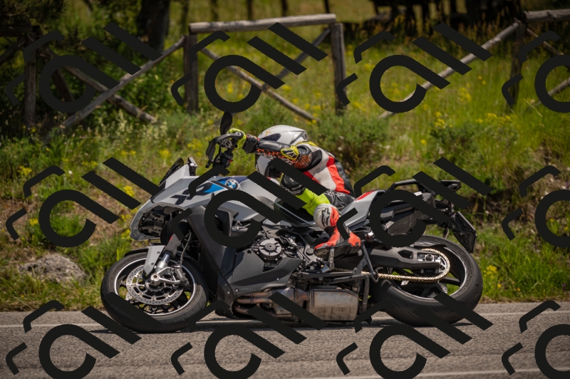 20250607122535-_Z627887_am_