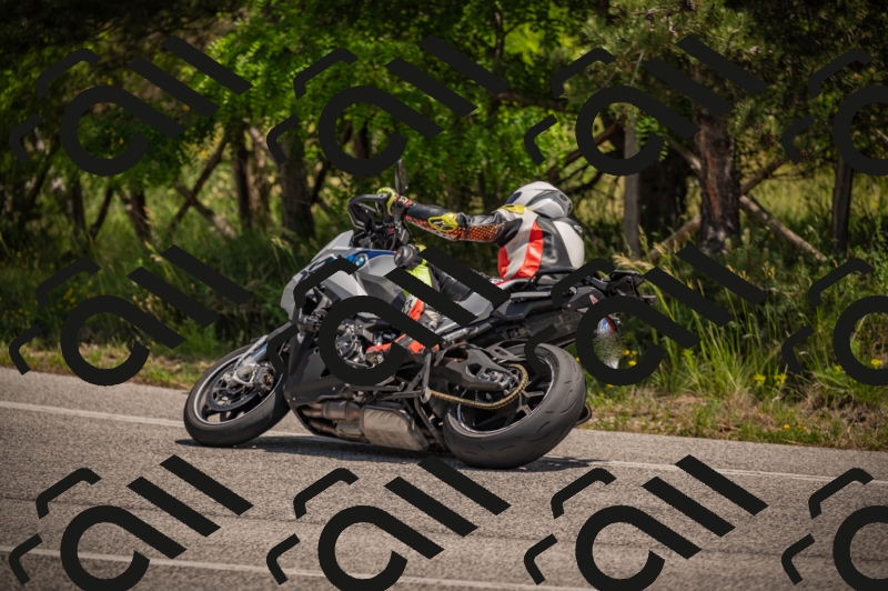 20250607122536-_Z627889_am_