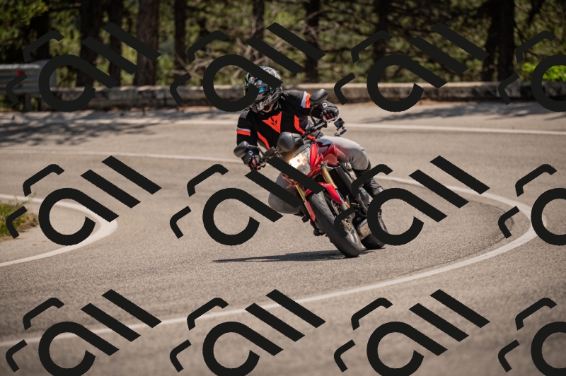 20250607122637-_Z627894_am_