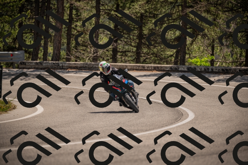 20250607123351-_Z627942_am_