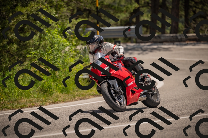 20250607123639-_Z627977_am_