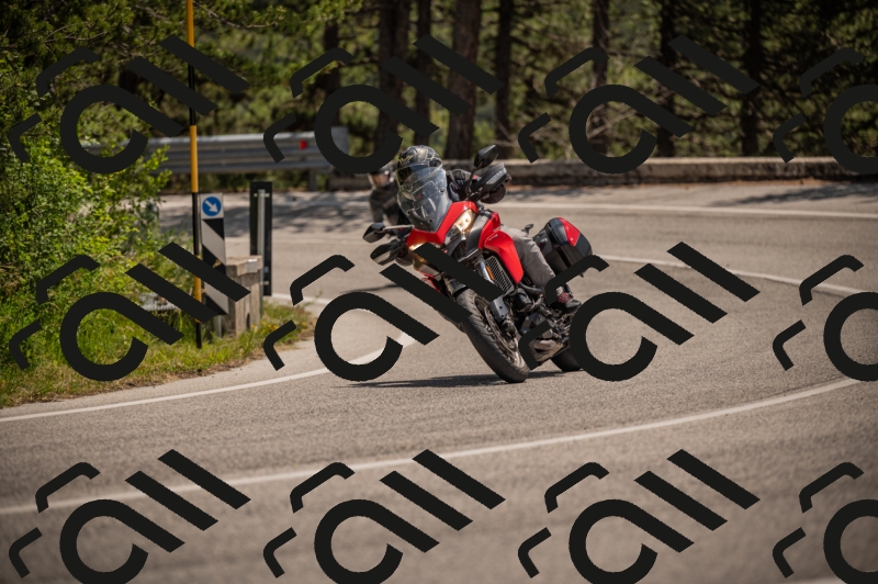 20250607124034-_Z628001_am_